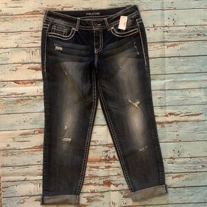 🇺🇸🇺🇸🇺🇸3 for 12🇺🇸🇺🇸🇺🇸Maurice’s Distressed Denim Capris-8
